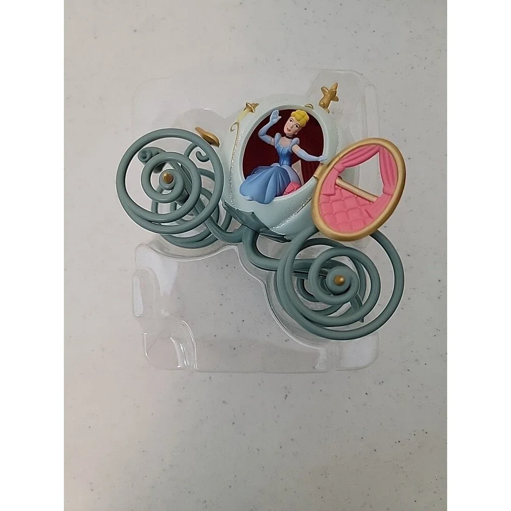 Hallmark Keepsake Ornament Walt Disney's Cinderella 
